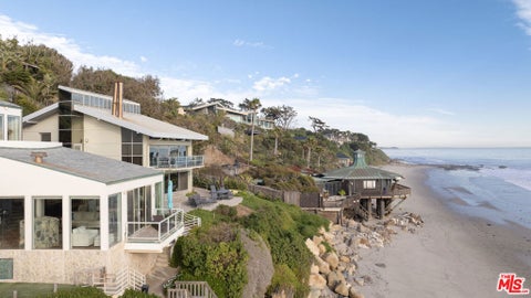 Photo of 33334 Pacific Coast Highway, Malibu, CA 90265 (MLS # 26642429)