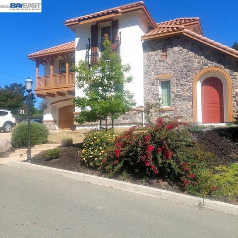 21 Withers Court Lafayette CA 94549