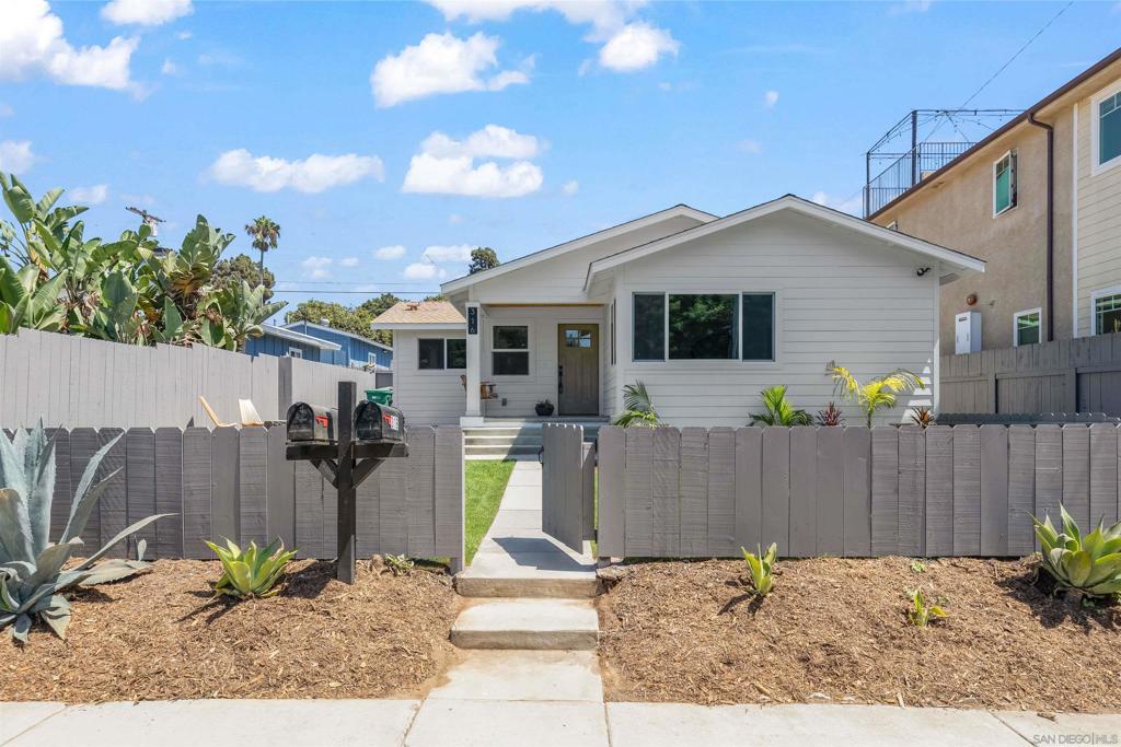 316 S Ditmar