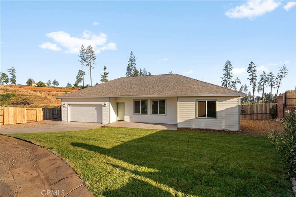 5812 Golden Oaks Road