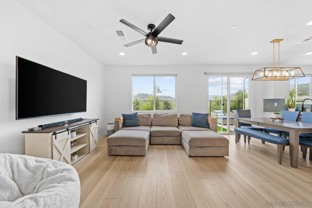 35052 Hacienda Heights