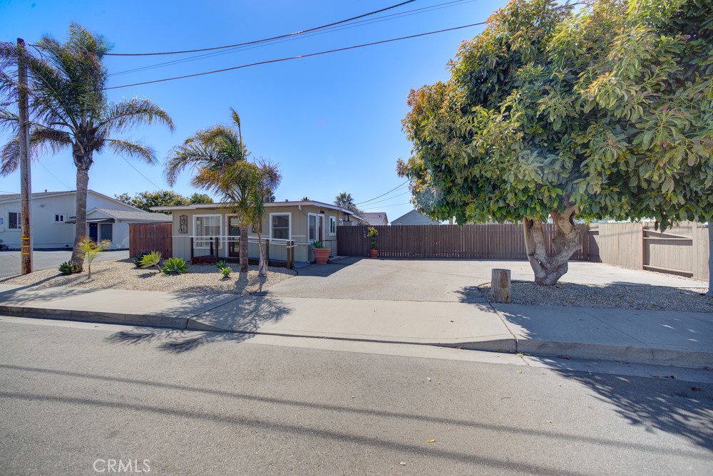 166 S 10th Street