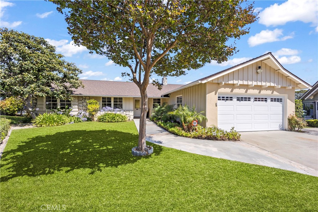 1602 Chestnut Hill