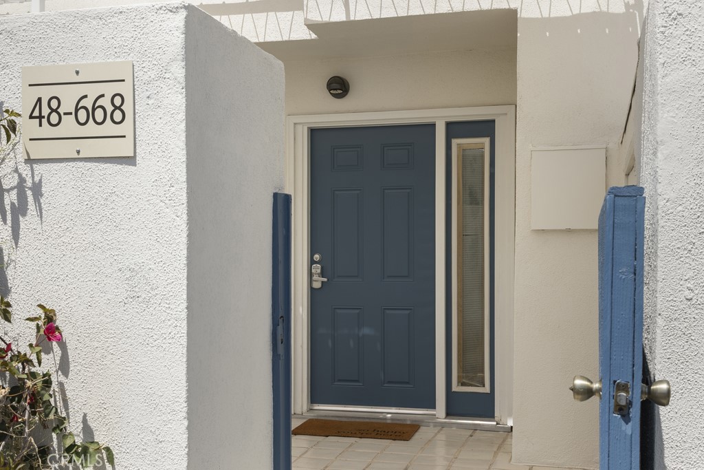 48668 Desert Flower Drive