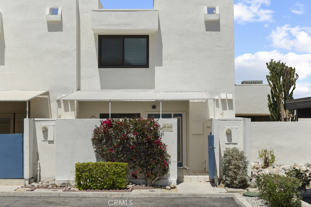 48668 Desert Flower Drive