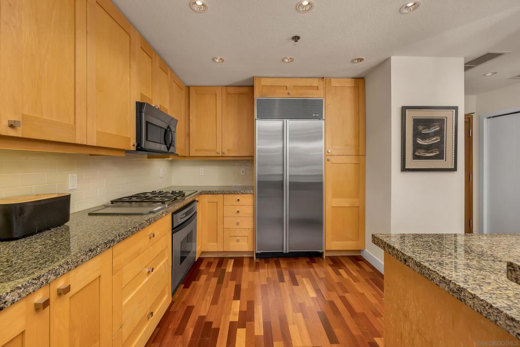 700 W Harbor Drive 302