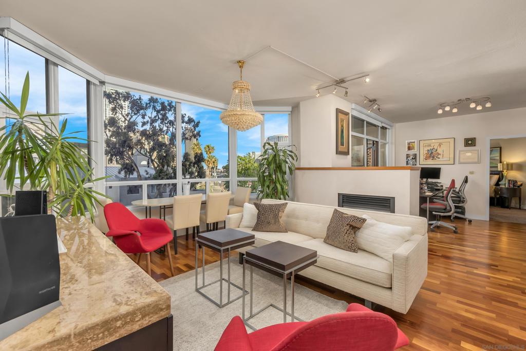 700 W Harbor Drive 302