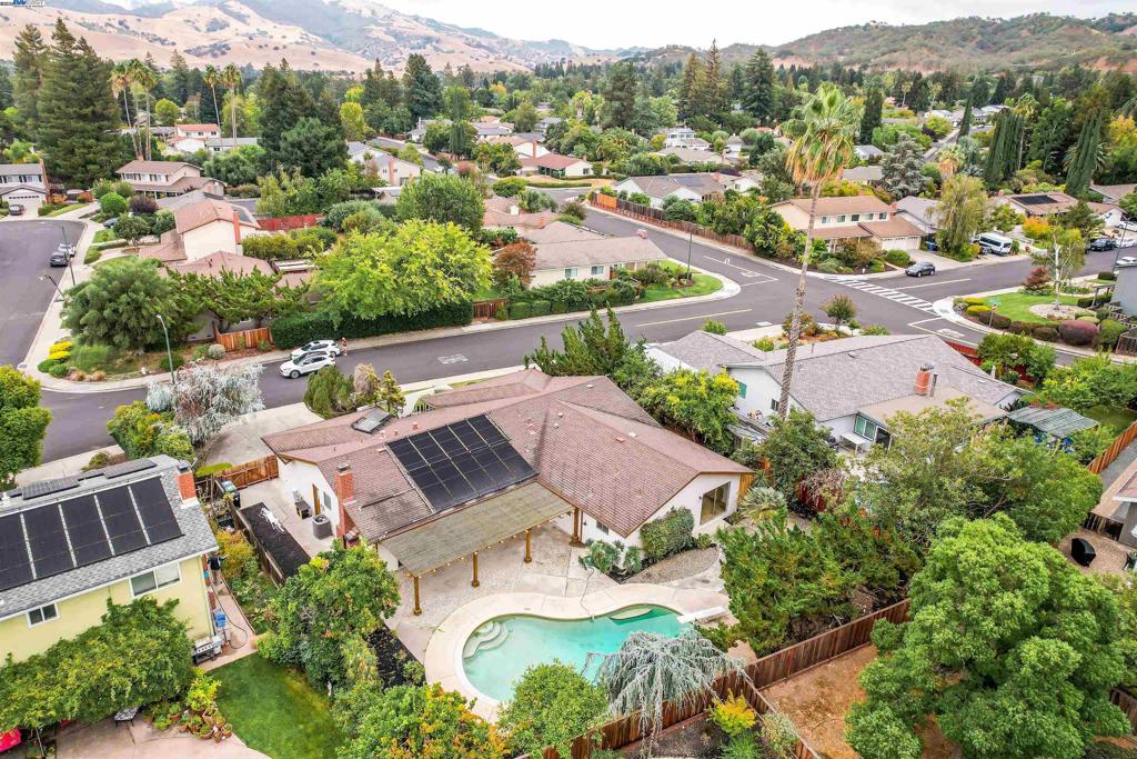 NORTHGATE - Residential