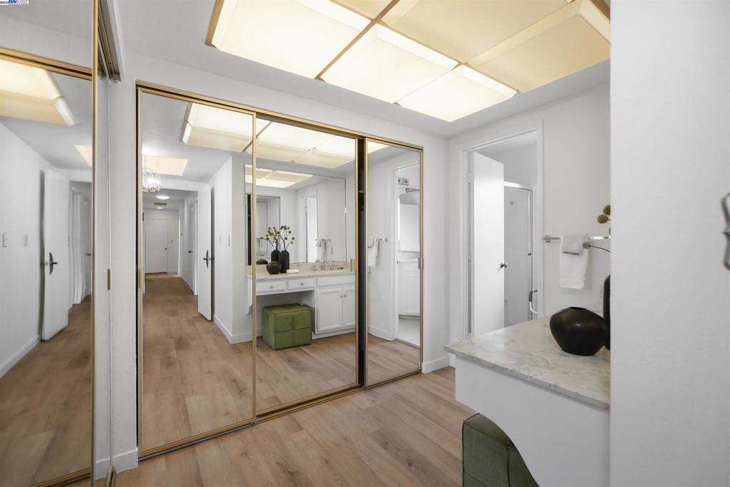 NORTHGATE - Residential