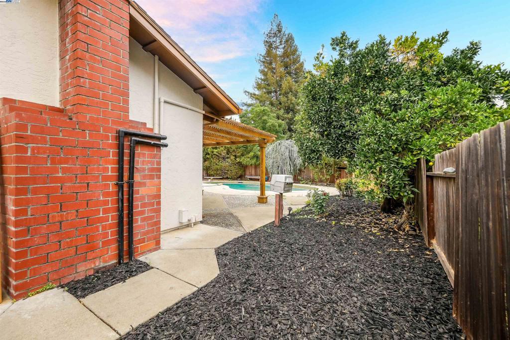 NORTHGATE - Residential
