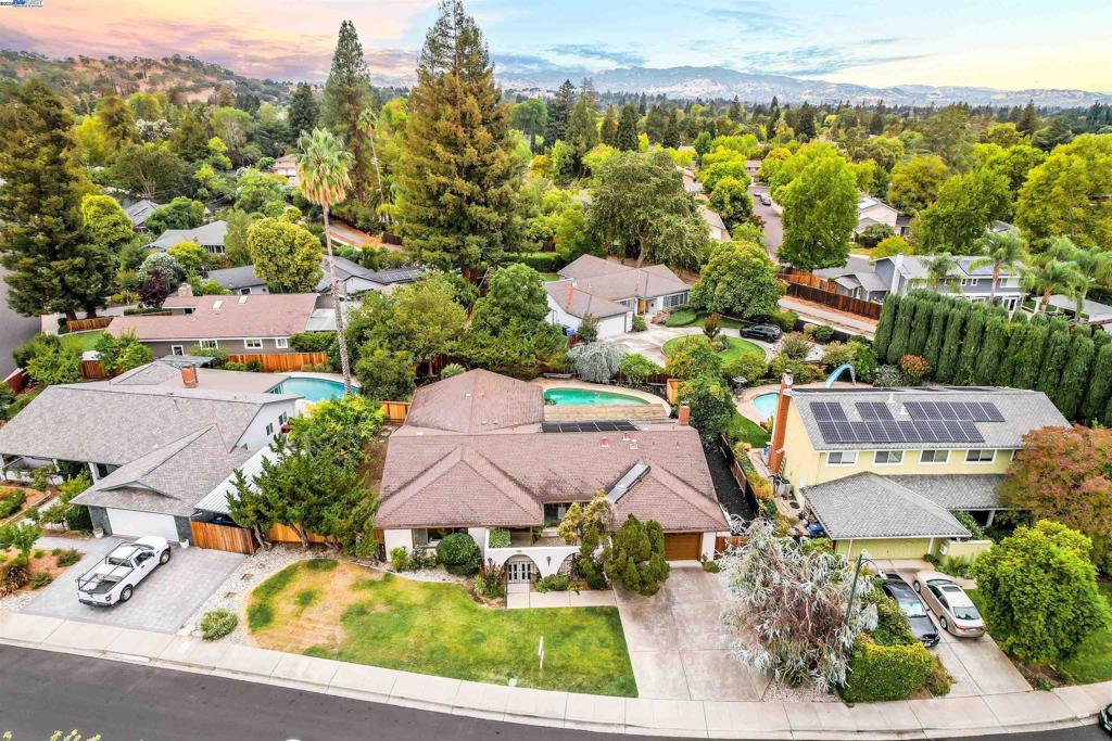 NORTHGATE - Residential