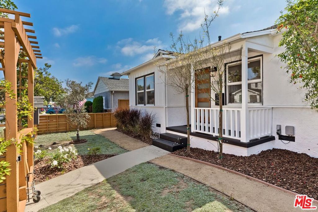 11305 Segrell Way