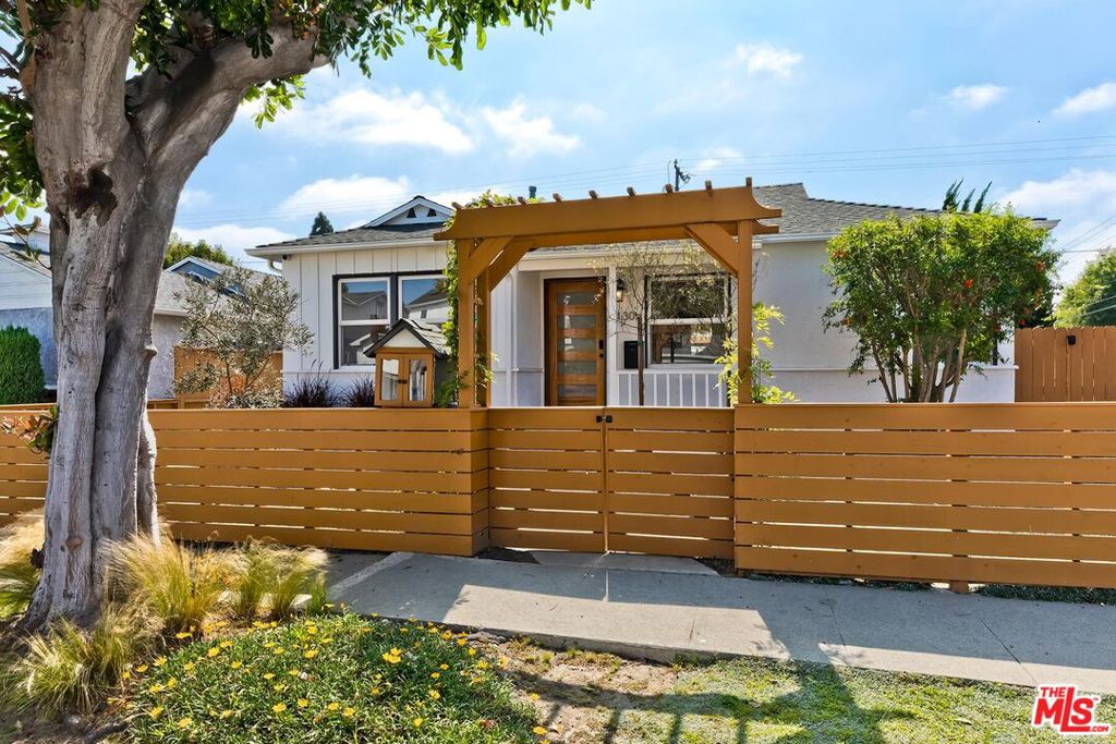 11305 Segrell Way