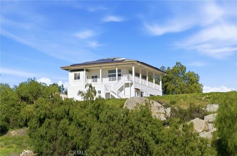 38595 Carolbee Lane Temecula CA 92592