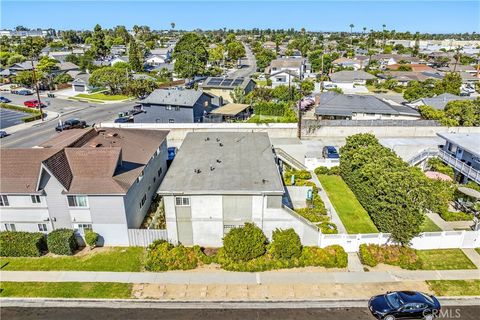 2865 Mendoza Drive Costa Mesa CA 92626
