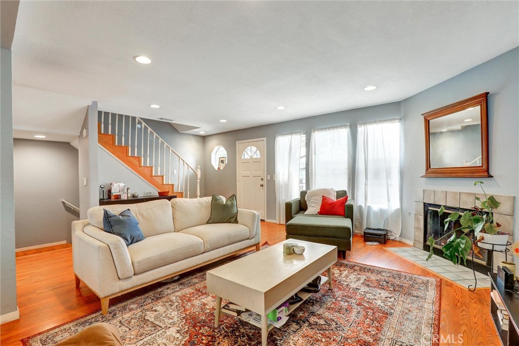 Welcome to this bright and stylish three-bedroom, three-bath townhome in the heart of Alamitos Beach—just blocks from the ocean! Thoughtfully updated and well maintained, this Three-story home blends coastal charm with modern convenience.
The main level features an open-concept living area with recessed lighting, a cozy fireplace, engineered hardwood flooring, and abundant natural light. The updated kitchen is both functional and inviting, featuring painted cabinetry, stainless steel appliances, and a large window that brings in cheerful morning sun.
Upstairs, all three bedrooms offer vaulted ceilings and the primary bedroom has its own en-suite bathroom—perfect for privacy, guests, or working from home. The primary suite opens to a private balcony where you can enjoy palm tree views and ocean breezes. The upstairs bathrooms have been tastefully remodeled, and central air conditioning was added during the current ownership for year-round comfort.
Additional highlights include two private outdoor patios, in-unit laundry, and direct access to an oversized two-car garage with plenty of storage. Situated in a small, gated community with low HOA dues, this home offers both security and convenience.
Close to the sand, Bixby Park, Retro Row, and some of Long Beach’s best dining and shops—this is coastal living at its best!