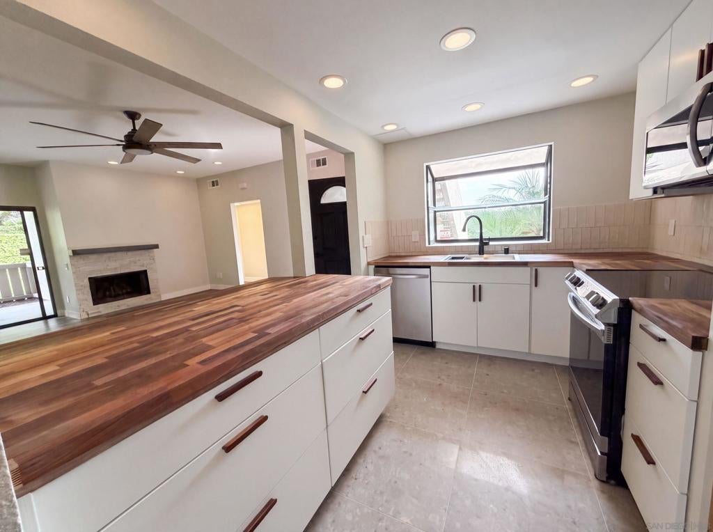 3625 Avocado Village 130