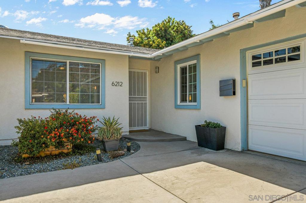 6212 Lake Ariana Ave
