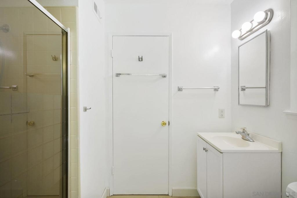 Clairemont - Residential Lease