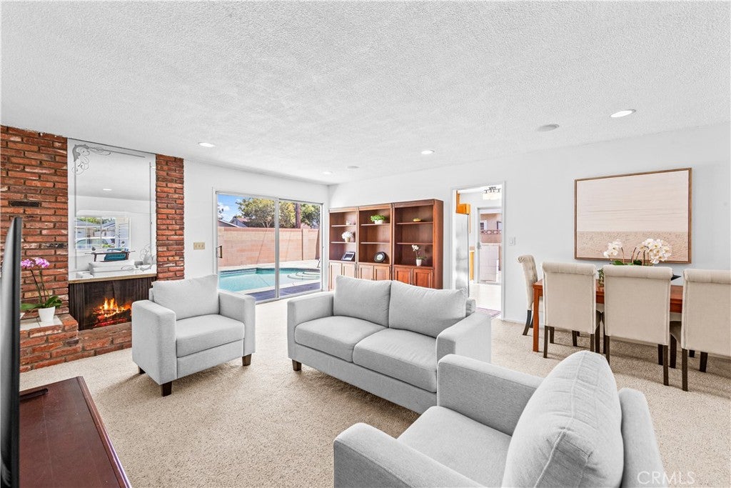 6101 Killarney