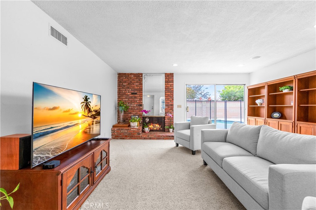 6101 Killarney
