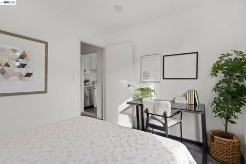 Tiny photo for 1815 Second Street, Alameda, CA 94501 (MLS # 41137326)