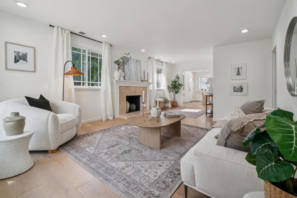 Photo of 1244 Rose Avenue, Mountain View, CA 94040 (MLS # ML82043279)