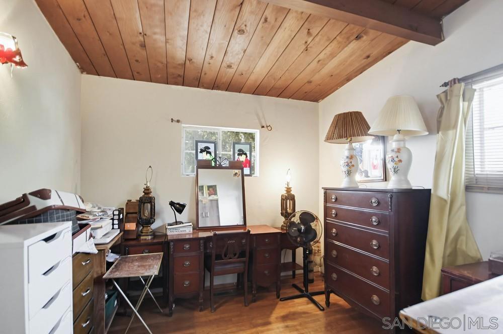 La Mesa - Residential