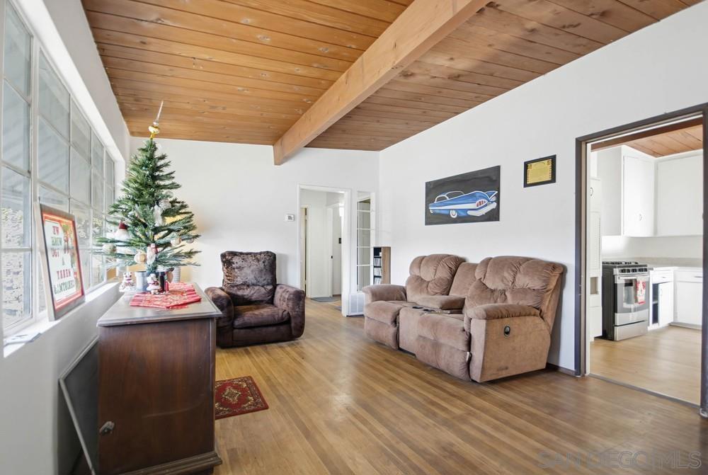 La Mesa - Residential