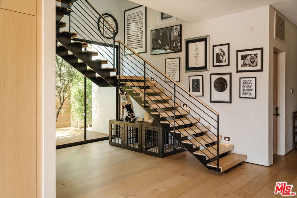 819 N Ogden Drive