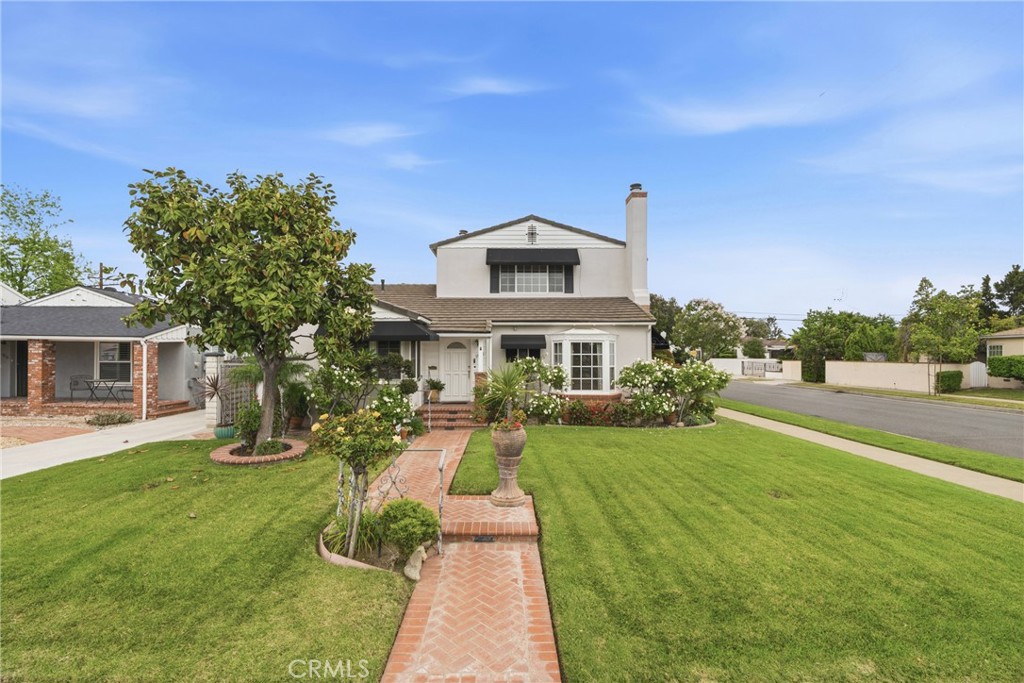 1820 Edgewood Drive