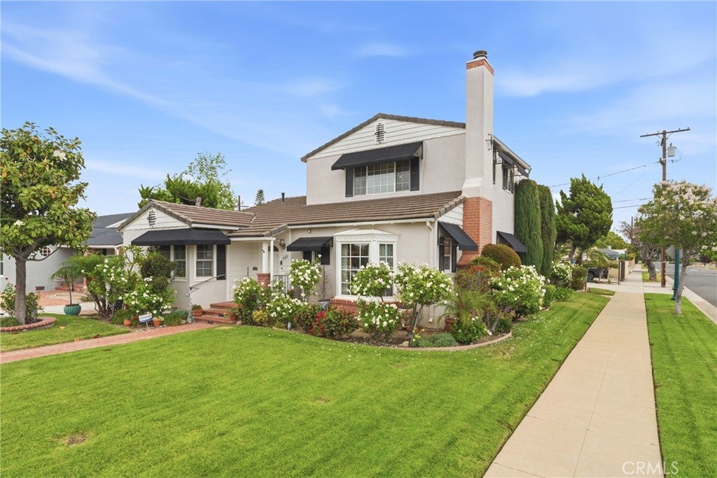 1820 Edgewood Drive