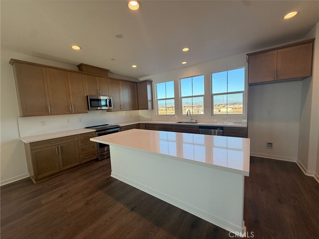 4732 South Momentum Paseo