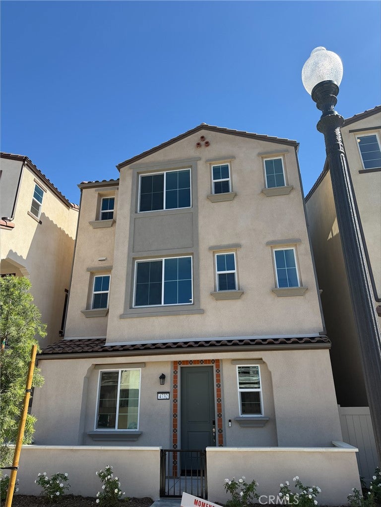 4732 South Momentum Paseo
