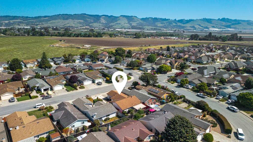 459 Vivienne Drive