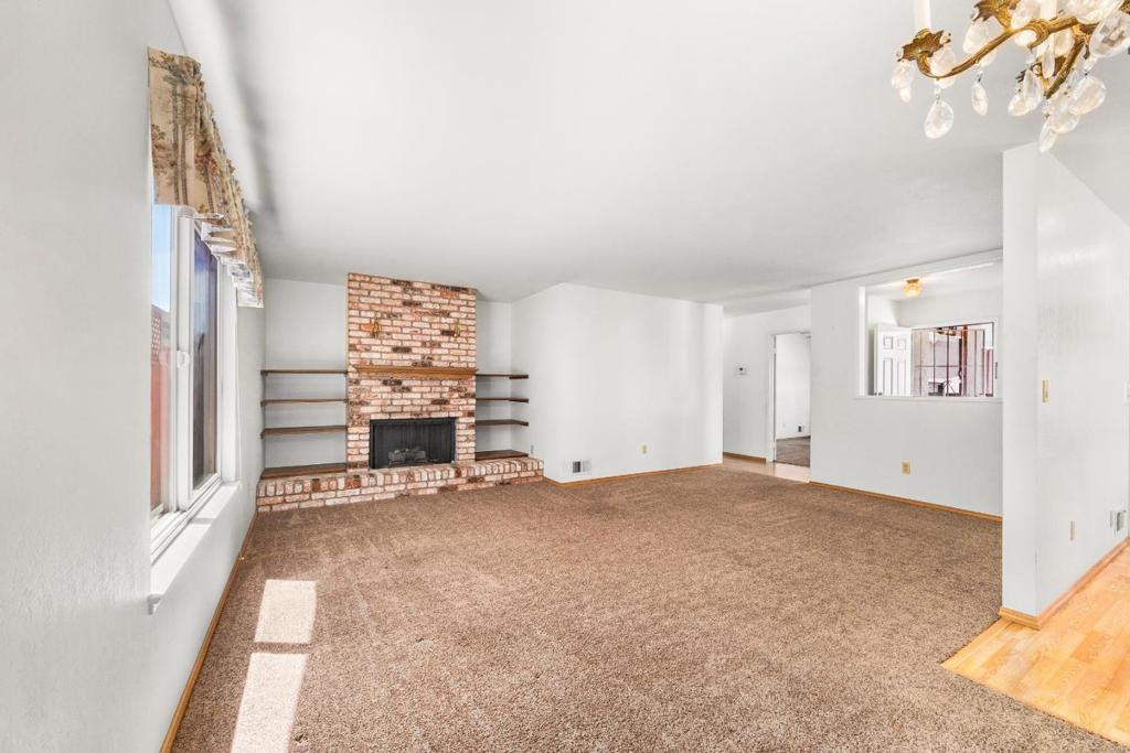 459 Vivienne Drive