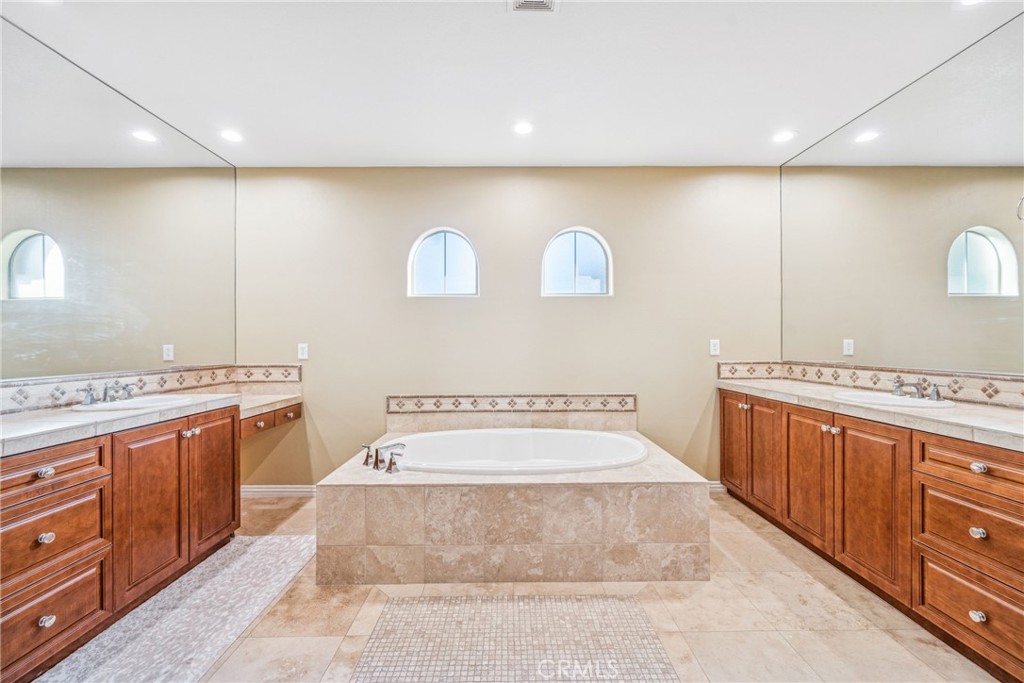 Stone Gate (31219) - Residential