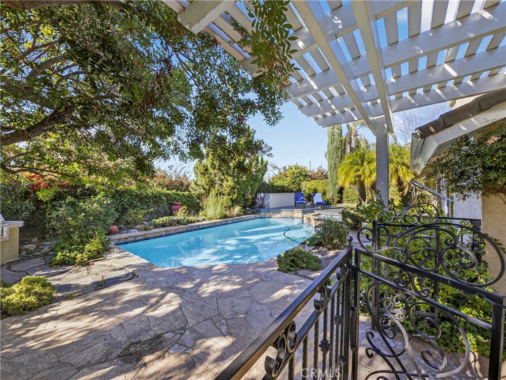 Ivywood (IVYW) - Residential