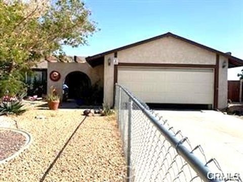 Photo of 25659 Ash Rd, Barstow, CA 92311 (MLS # IV25243953)