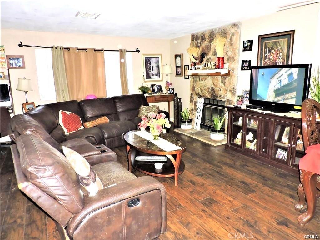 Photo of 25659 Ash Rd, Barstow, CA 92311 (MLS # IV25243953)
