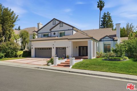 Photo of 7600 Southby Drive, West Hills, CA 91304 (MLS # 26818159)