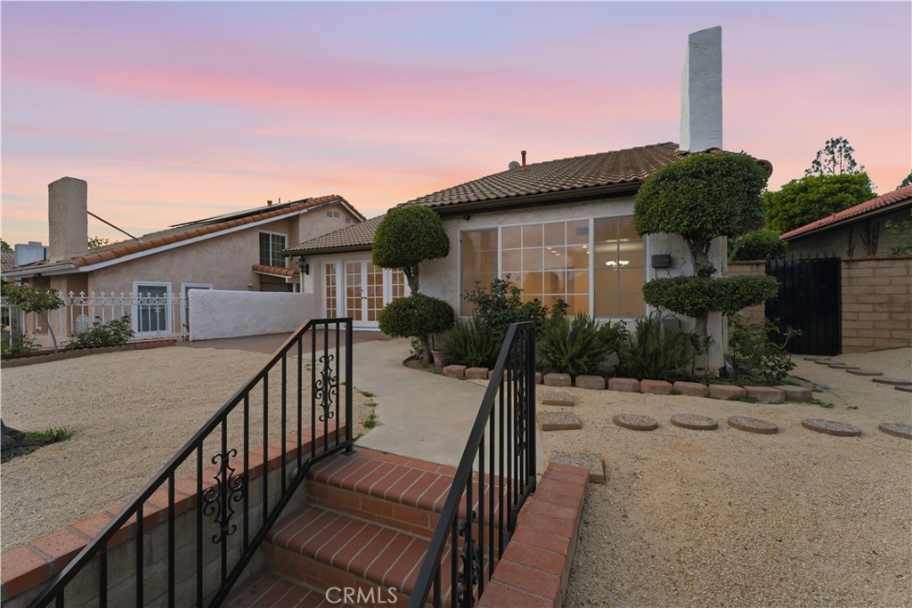 15863 foothill
