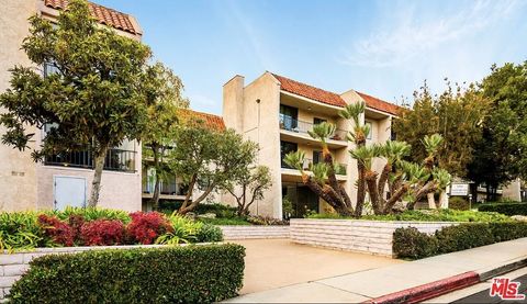 Photo of 1401 Valley View St Rd #129, Glendale, CA 91202 (MLS # GD26045352)