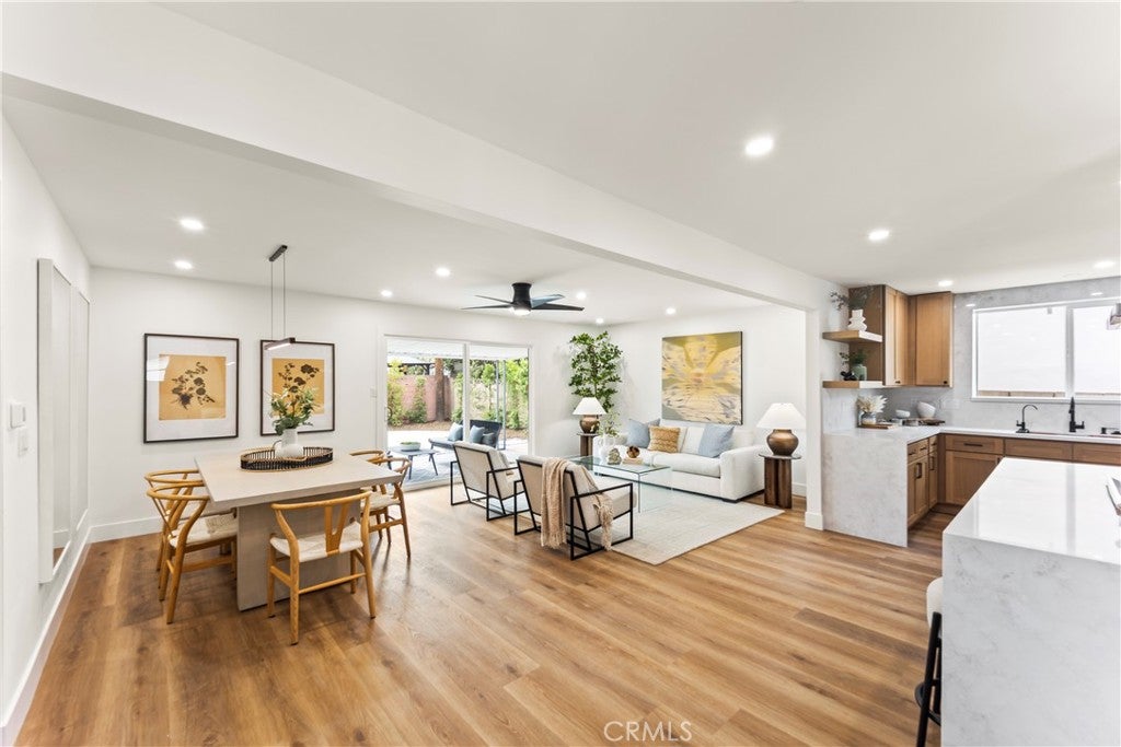 2218 Lewis