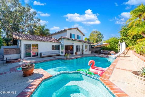 Photo of 2397 Laurelpark Court, Thousand Oaks, CA 91362 (MLS # 226000640)