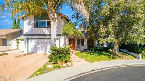 Photo of 2397 Laurelpark Court, Thousand Oaks, CA 91362 (MLS # 226000640)