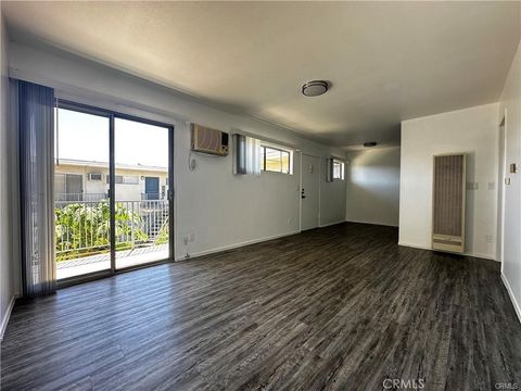 Photo of 908 S Marguerita Avenue #6, Alhambra, CA 91803 (MLS # WS26036610)