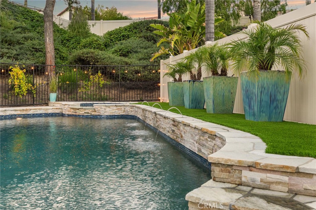 43021 Knightsbridge Way