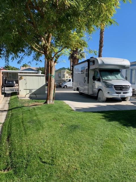 Great Lot in the Old Town area of the Park. Shed Included. Sat 1 is just across from back of property w/pool/spa and mailboxes.