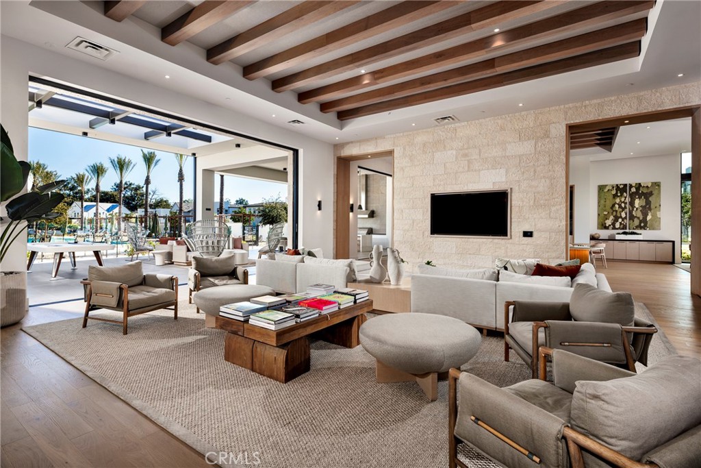 The Sequoias at the Meadows - Residential